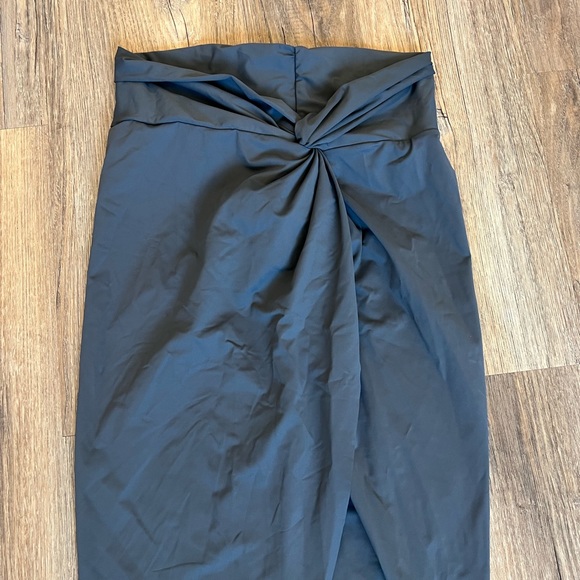 Skims sarong size medium NWT - Picture 2 of 4